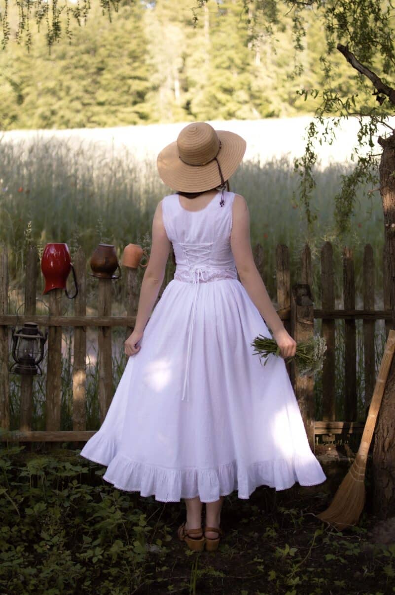 Elizabeth 13